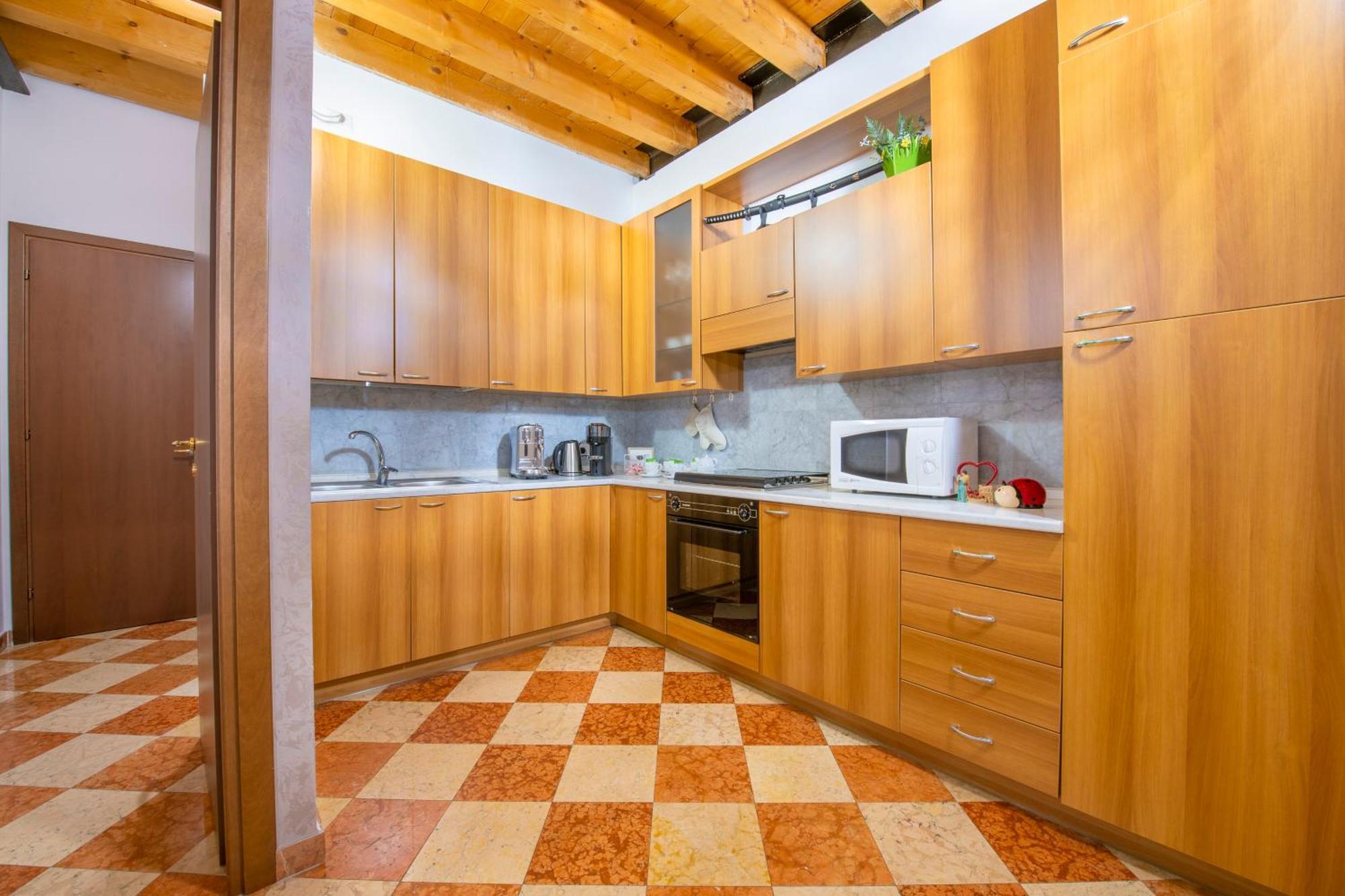 Palace Home Mazzini Verona Center Экстерьер фото